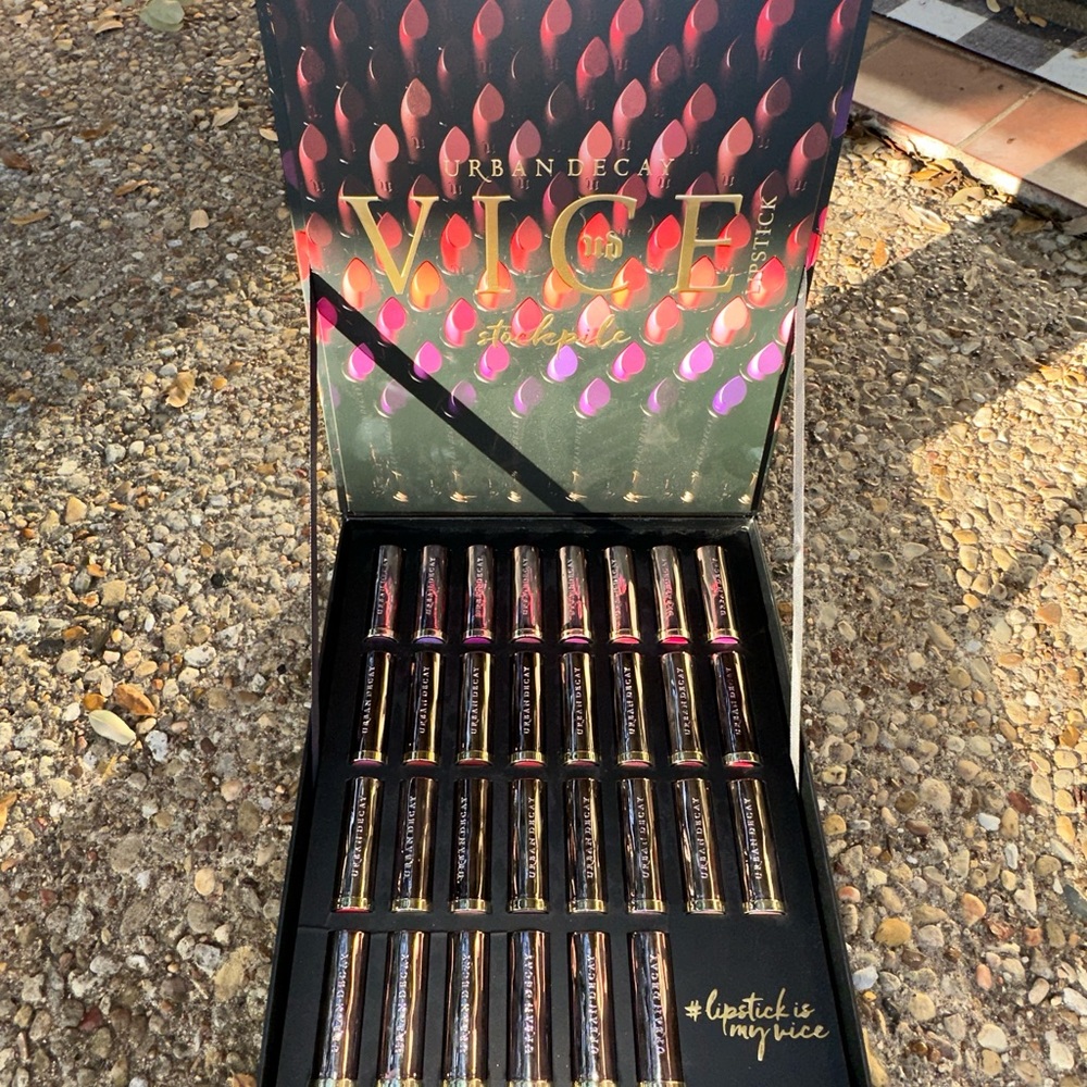 Urban Decay Vice Stockpile